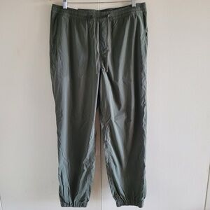 H& M Relaxed Fit Pants